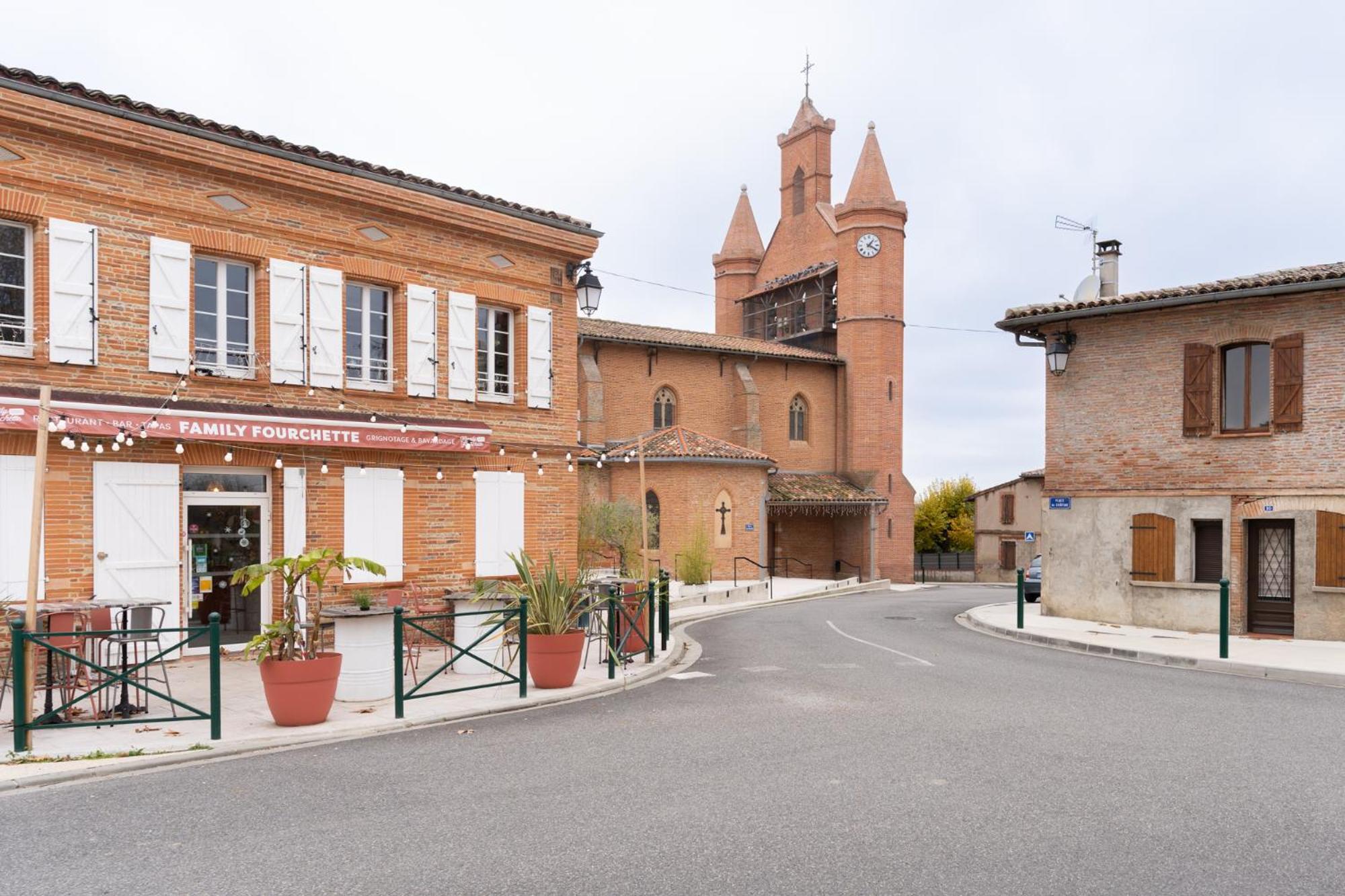 Sur La Place , Centre Village Cosy & Calme 2Ch Lapeyrouse-Fossat Luaran gambar